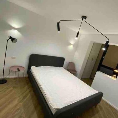 Enescu Flat Apartment Сучеава Екстериор снимка