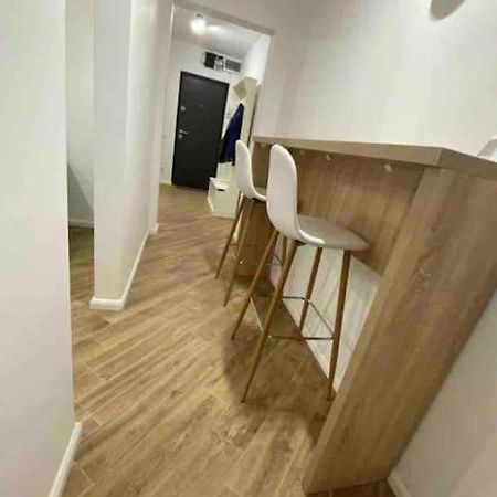 Enescu Flat Apartment Сучеава Екстериор снимка