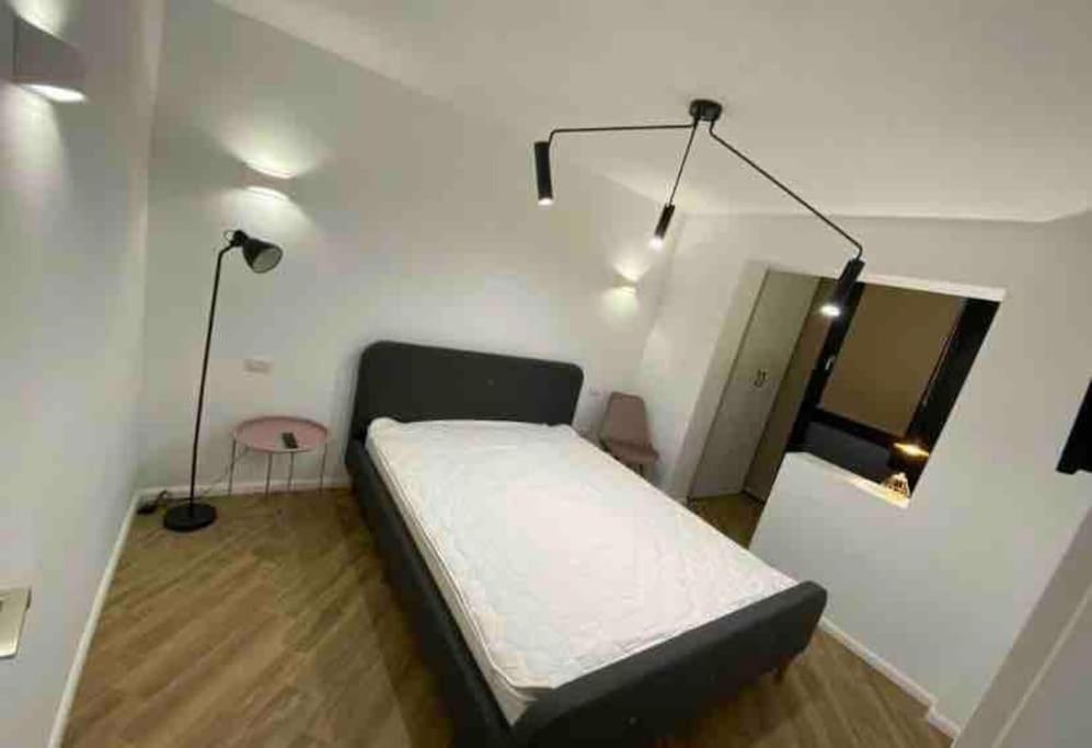 Enescu Flat Apartment Сучеава Екстериор снимка
